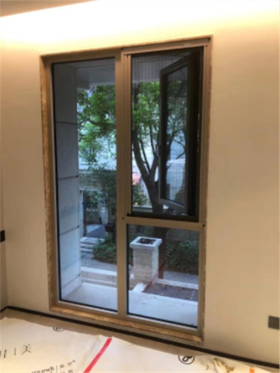 隱形紗窗門(mén)